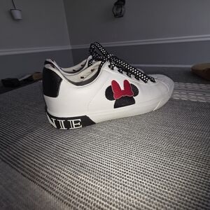 Disney White and Black Minnie Mouse Sneakers